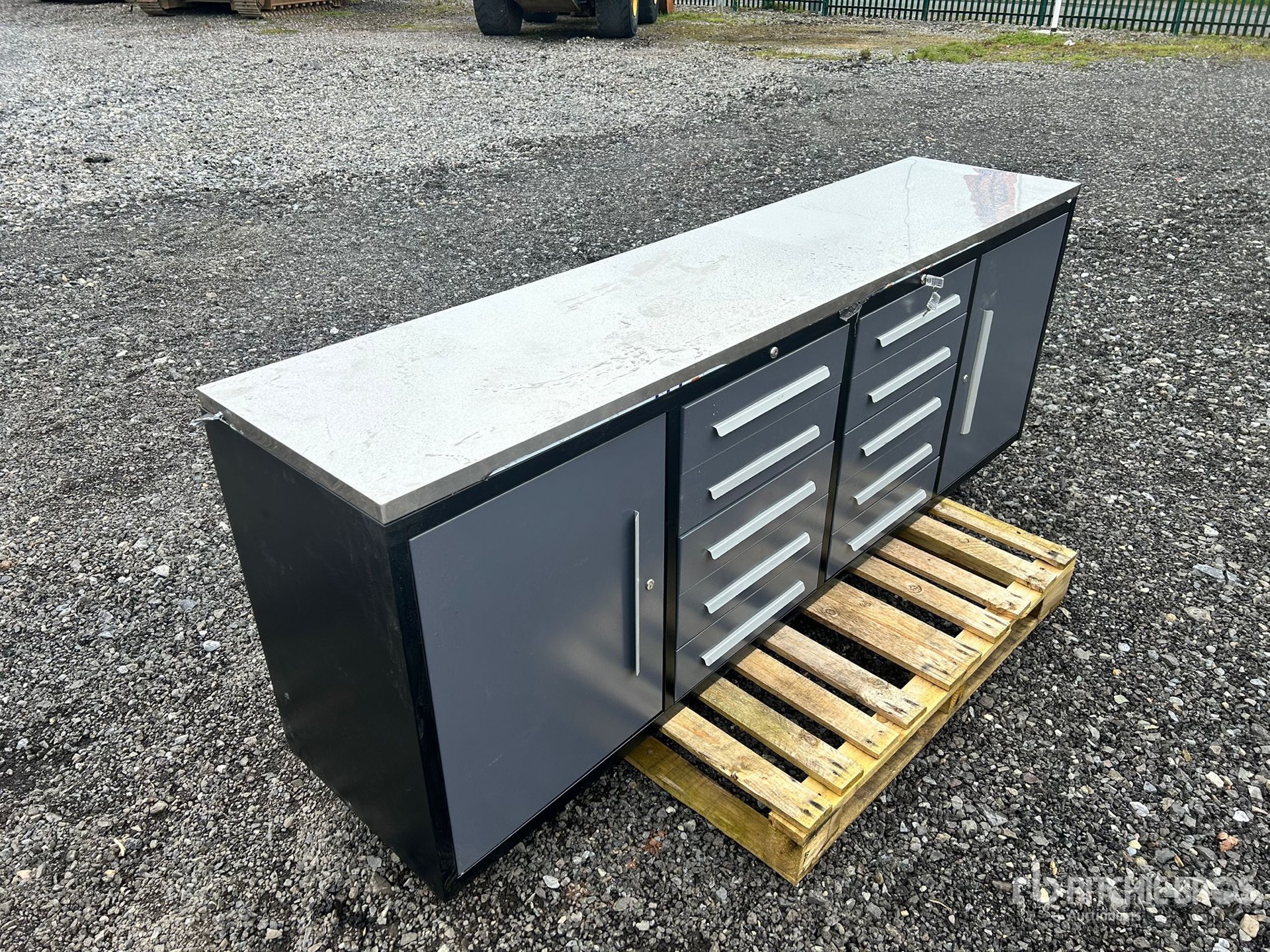 General Appearance with Picture, Left Front Corner