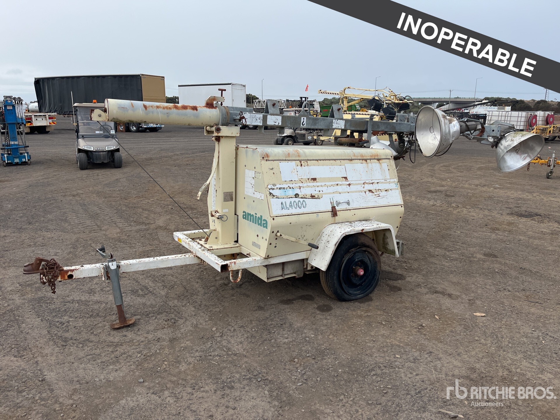 General Appearance with Foto, angolo anteriore sinistro