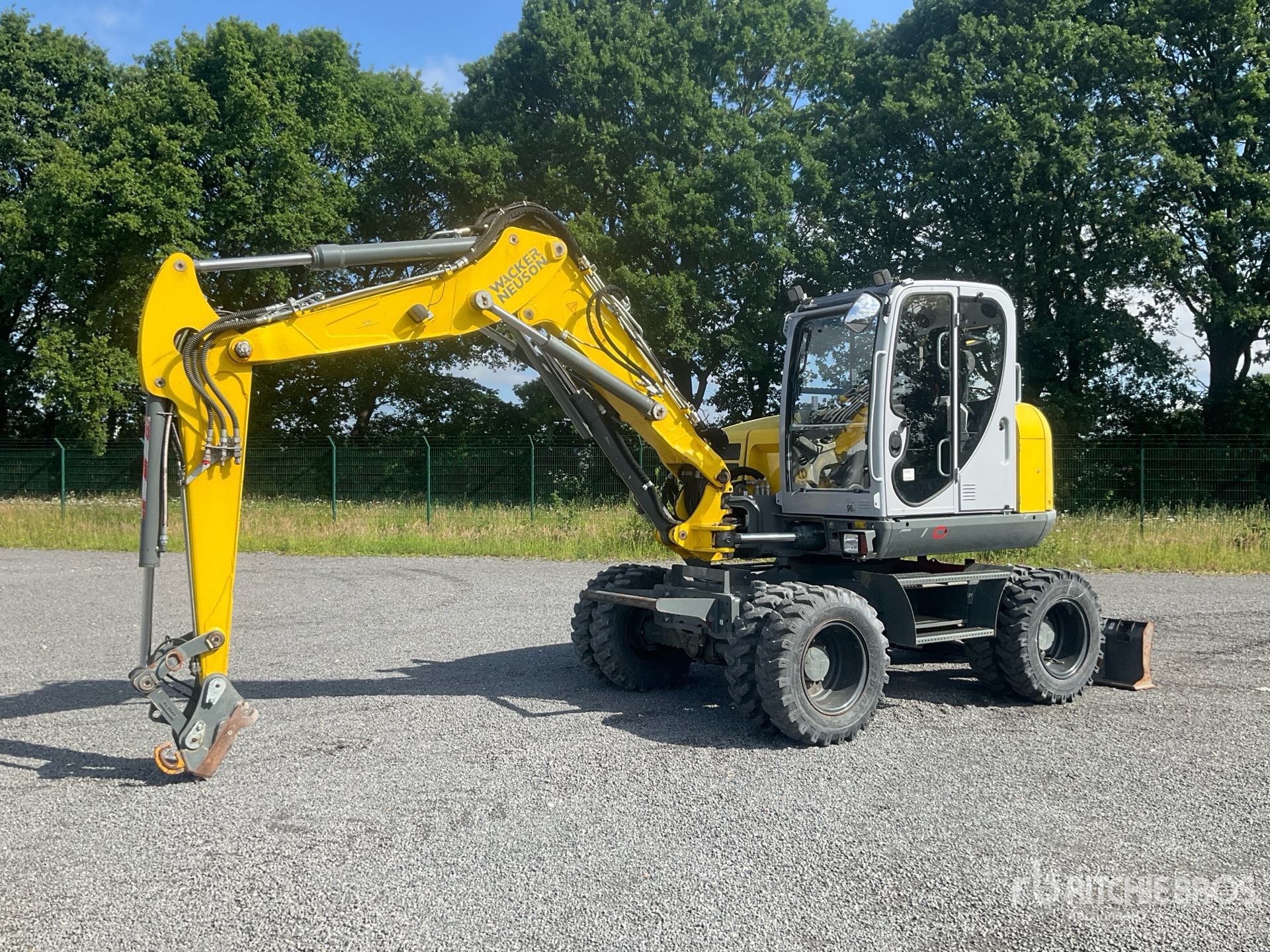 Photo of a 2019 Wacker Neuson EW100