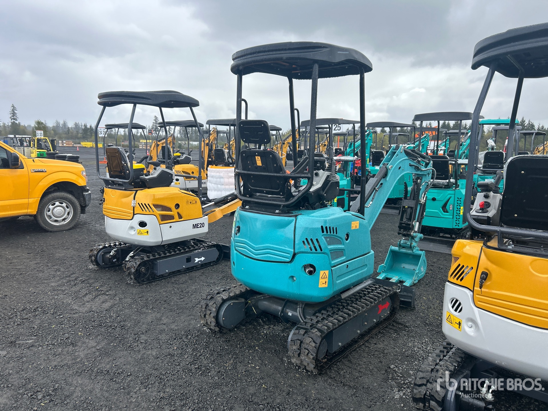 General Appearance with Picture, Right Rear Corner