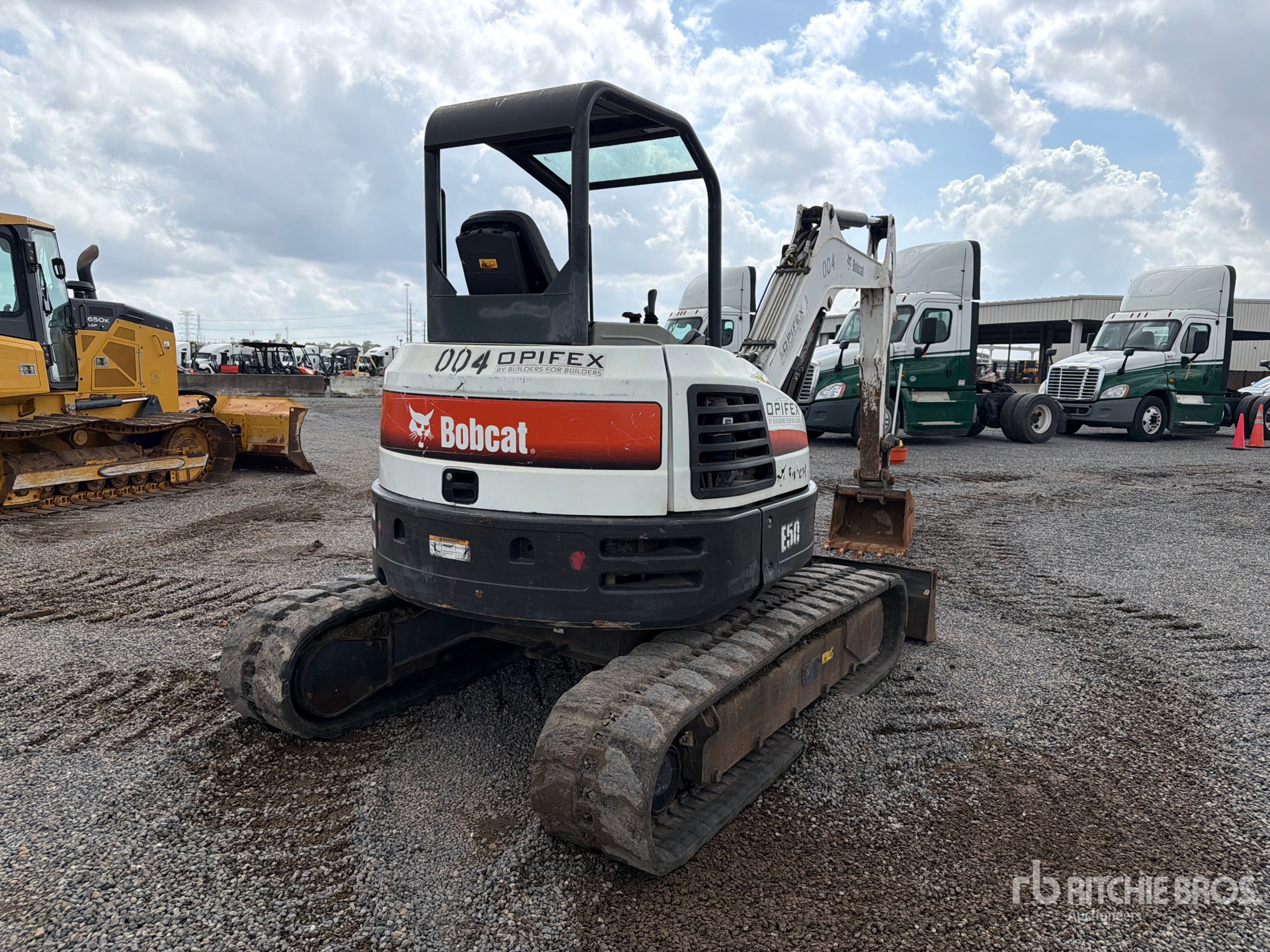 General Appearance with Bild, Ecke hinten rechts