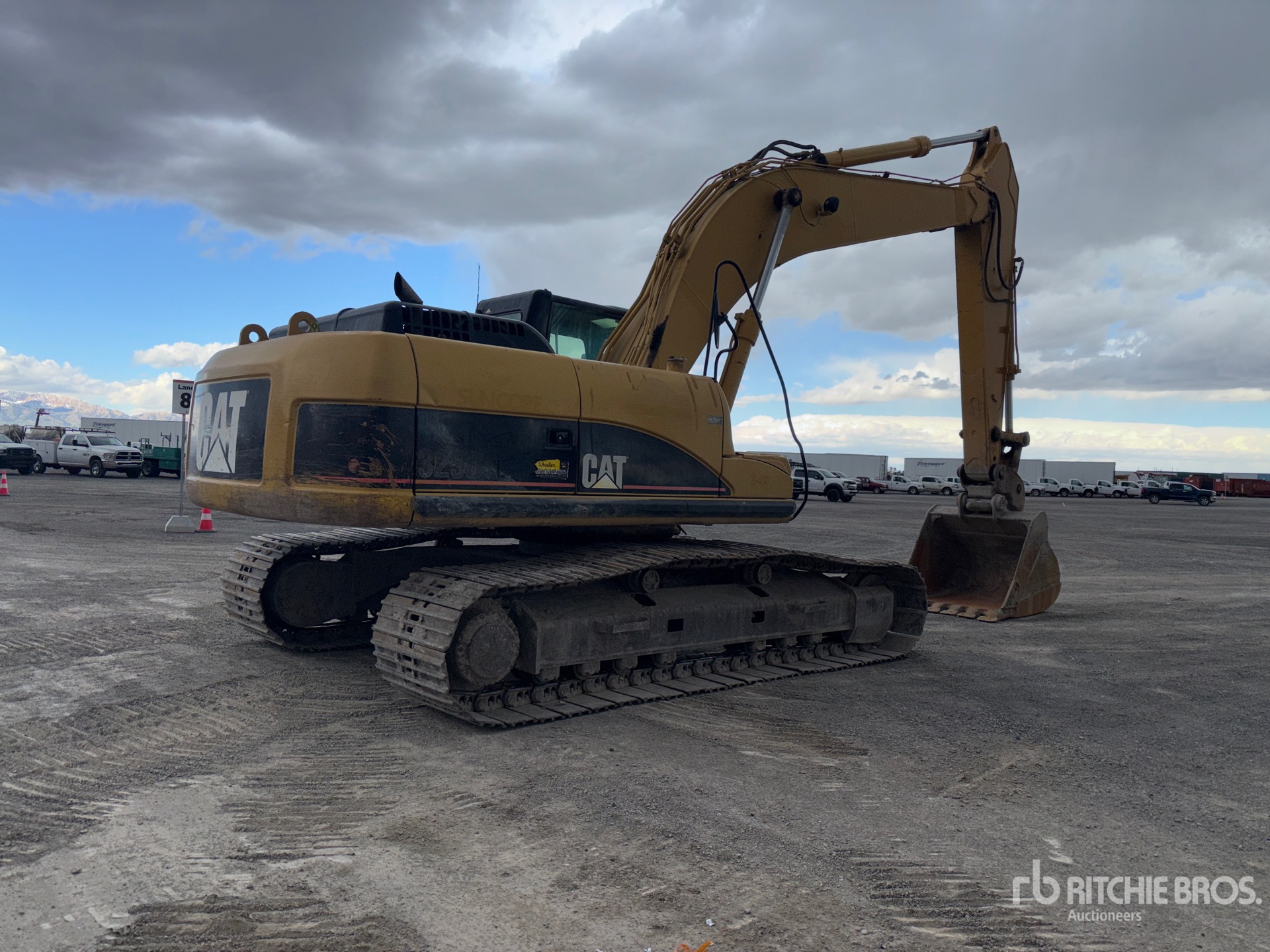 General Appearance with Imagen: esquina trasera derecha