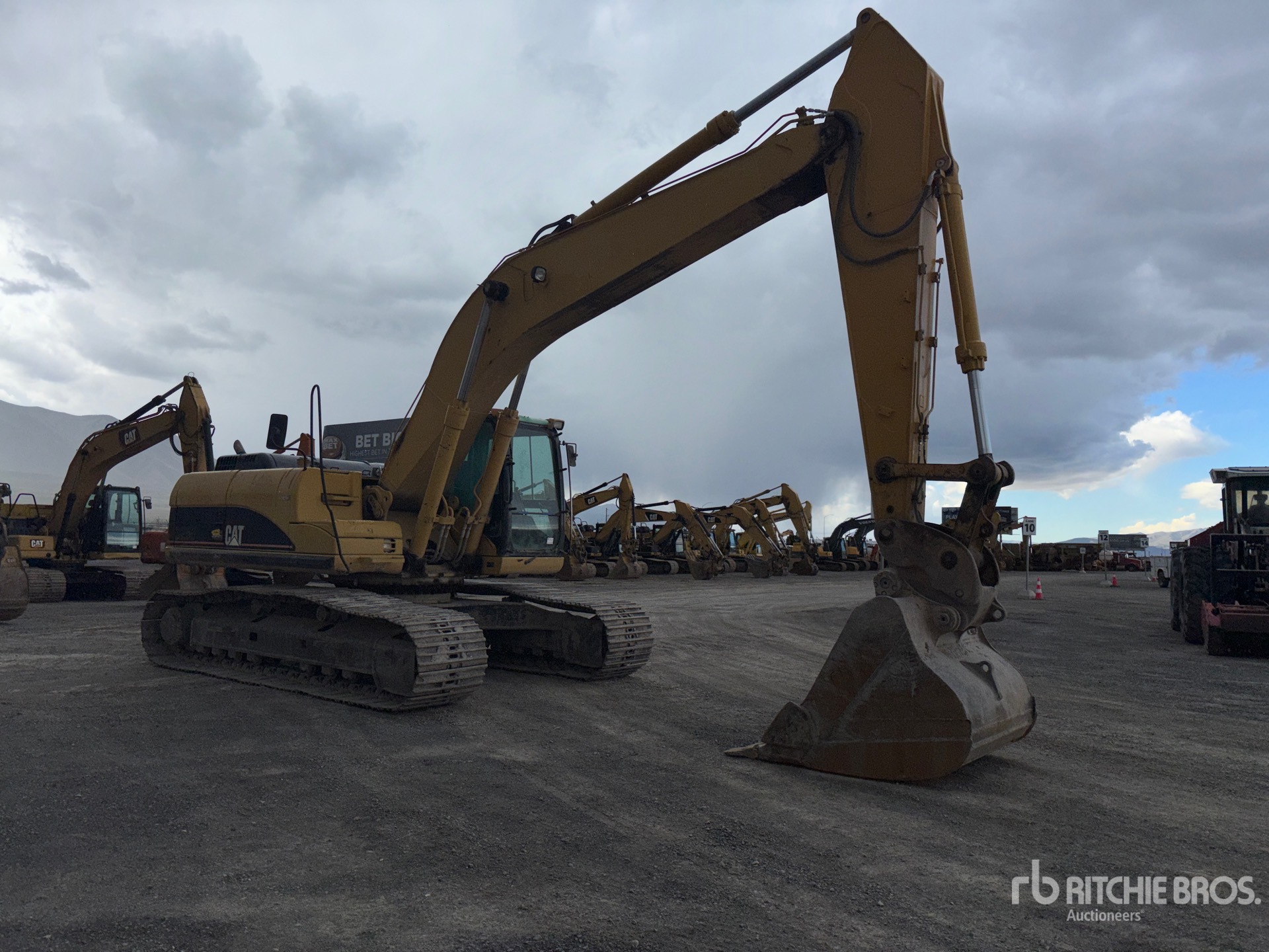 General Appearance with Imagen: esquina delantera derecha