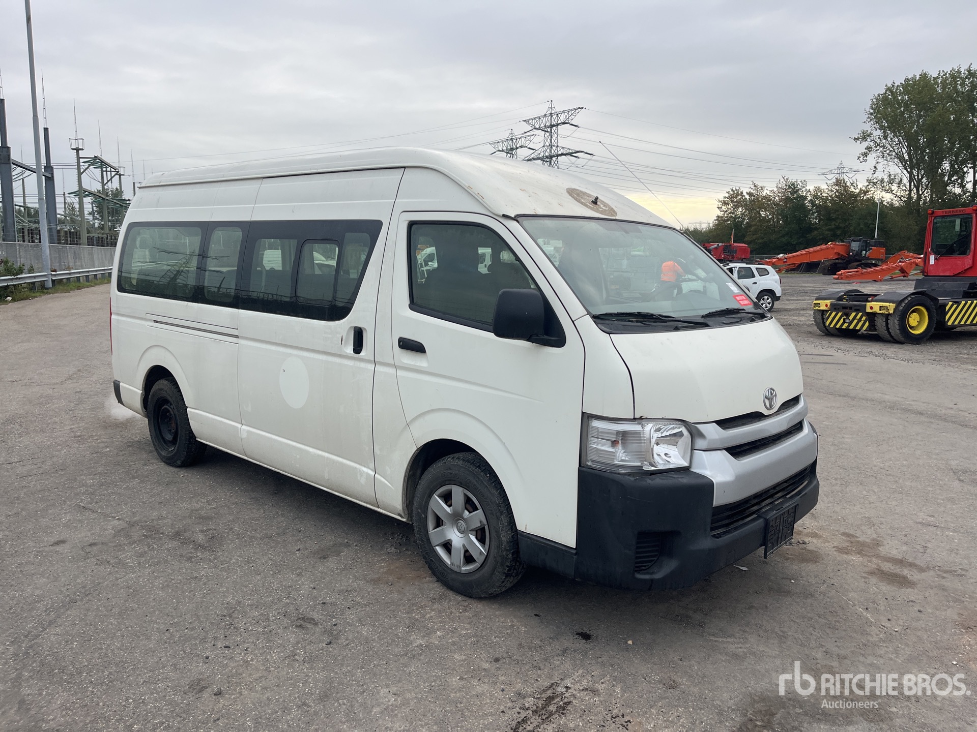 2019 Toyota HIACE