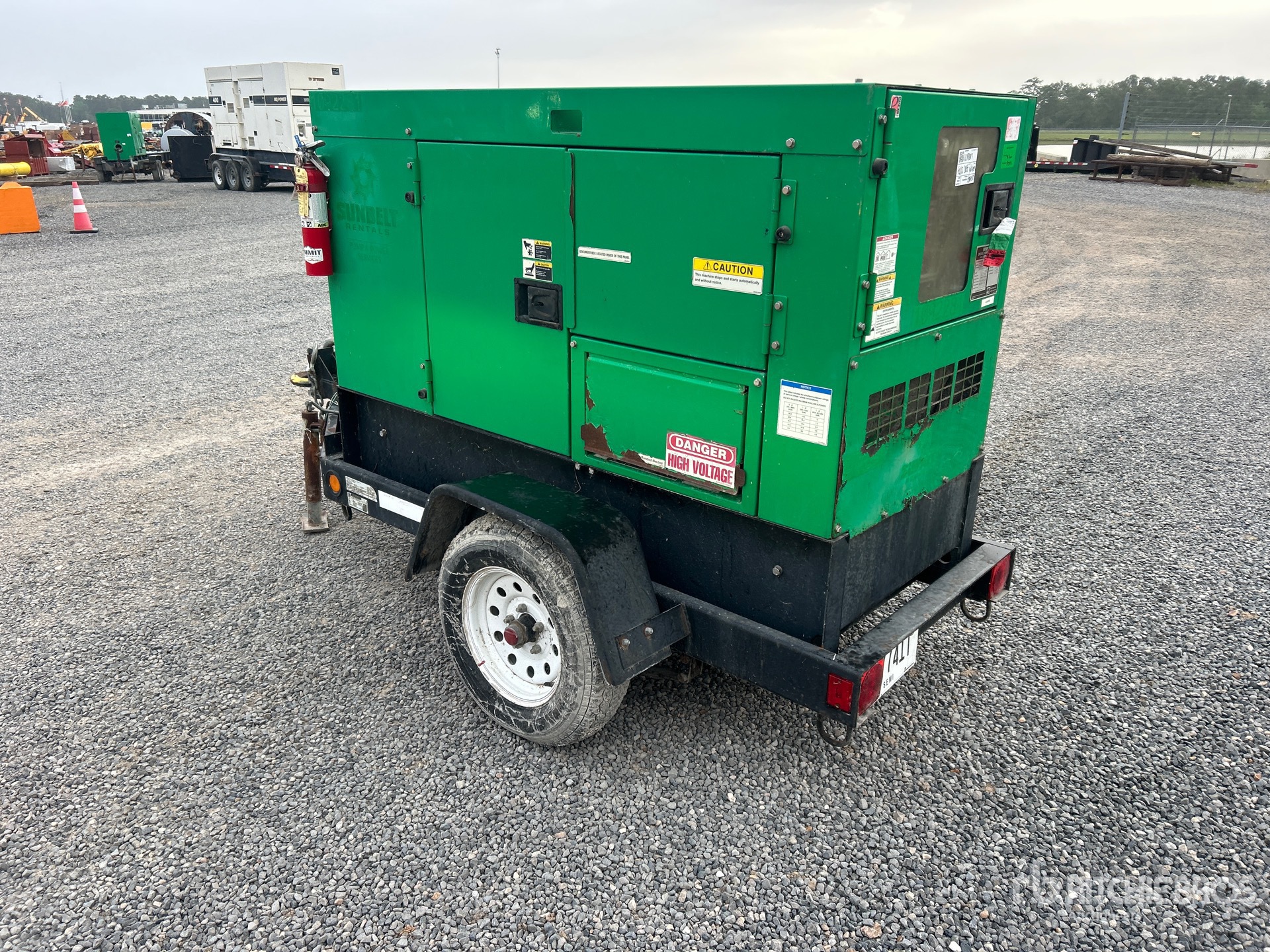 General Appearance with Picture, Left Rear Corner