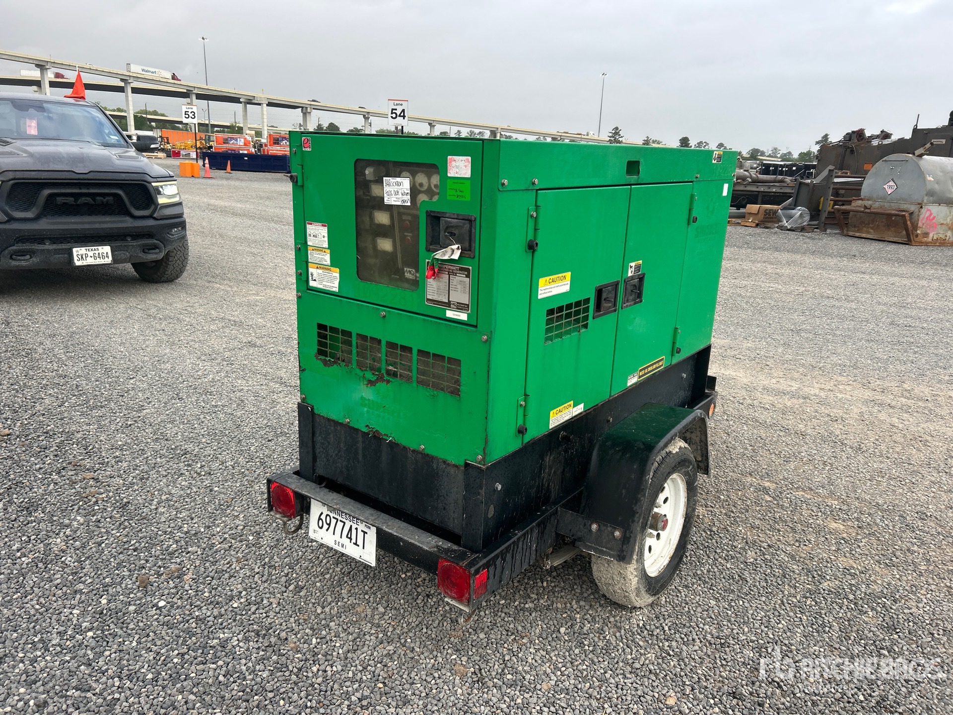 General Appearance with Picture, Right Rear Corner