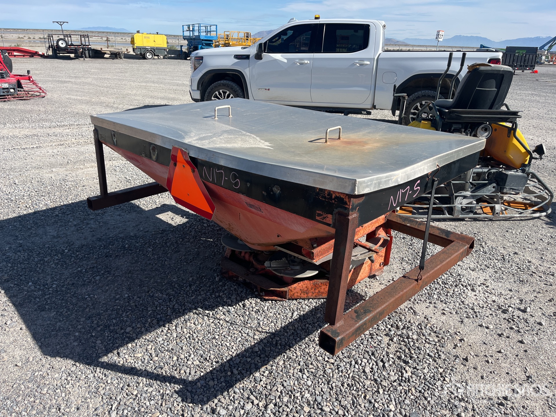 General Appearance with Picture, Left Front Corner