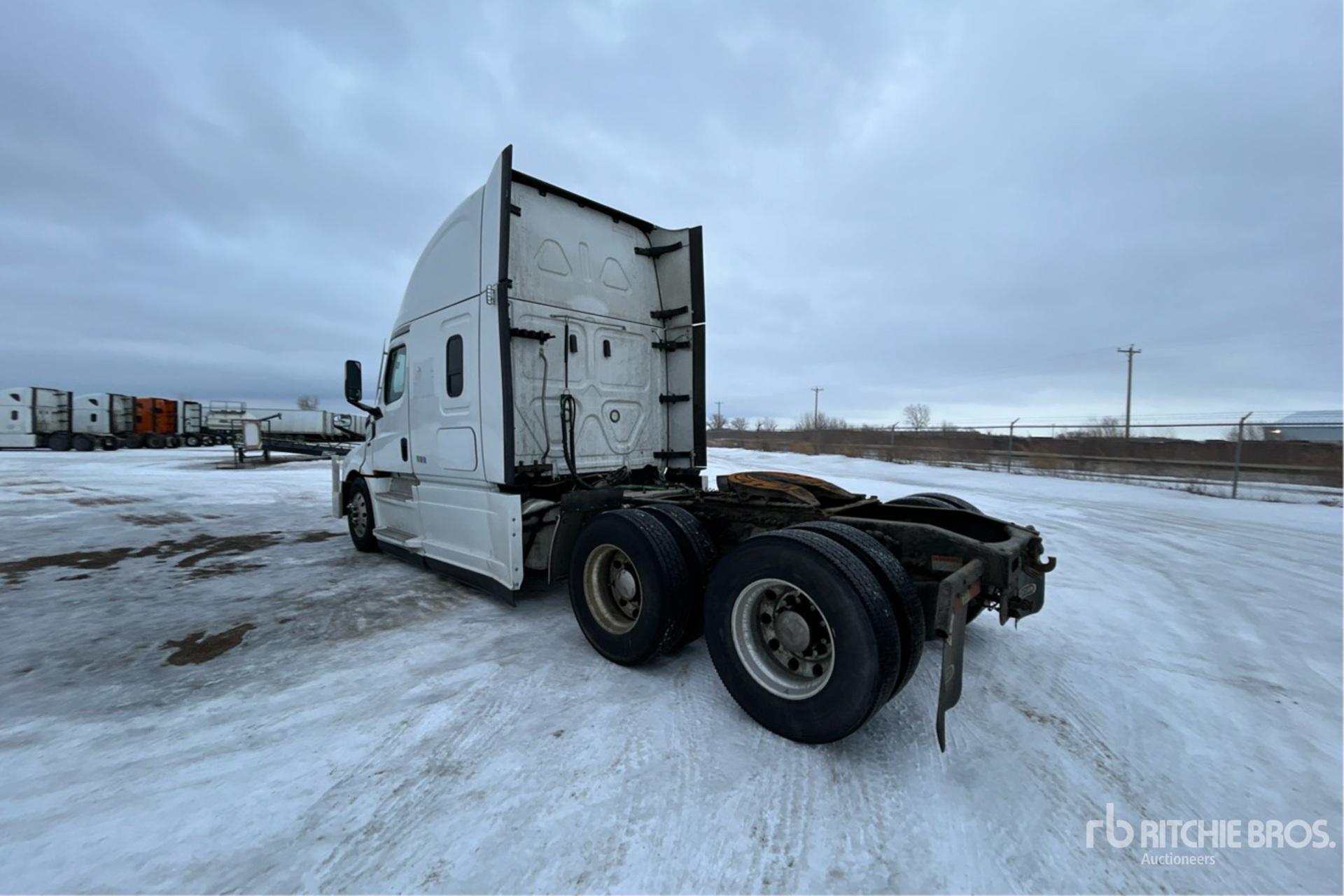 General Appearance with Imagen: esquina trasera izquierda