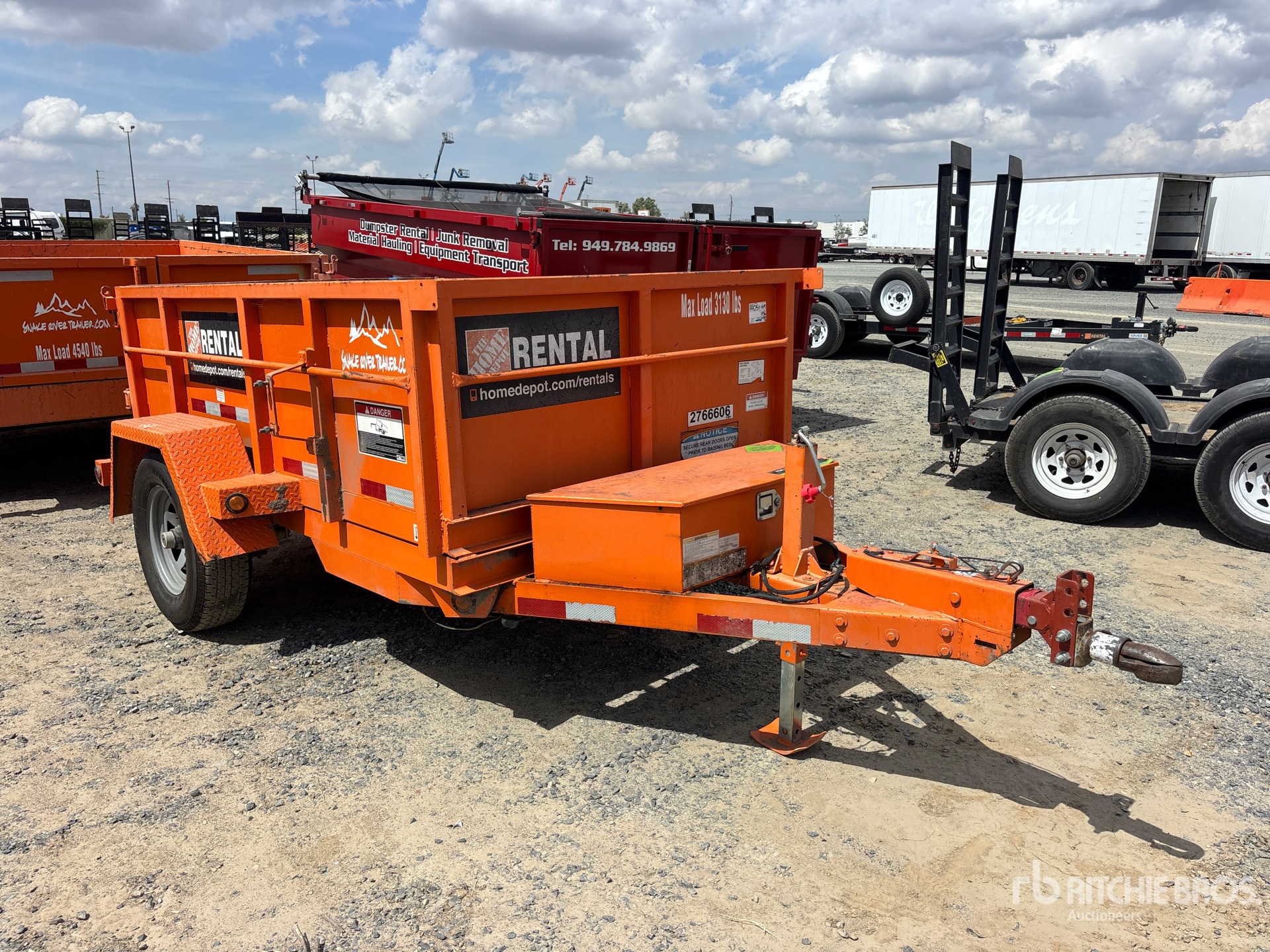 General Appearance with Picture, Right Front Corner