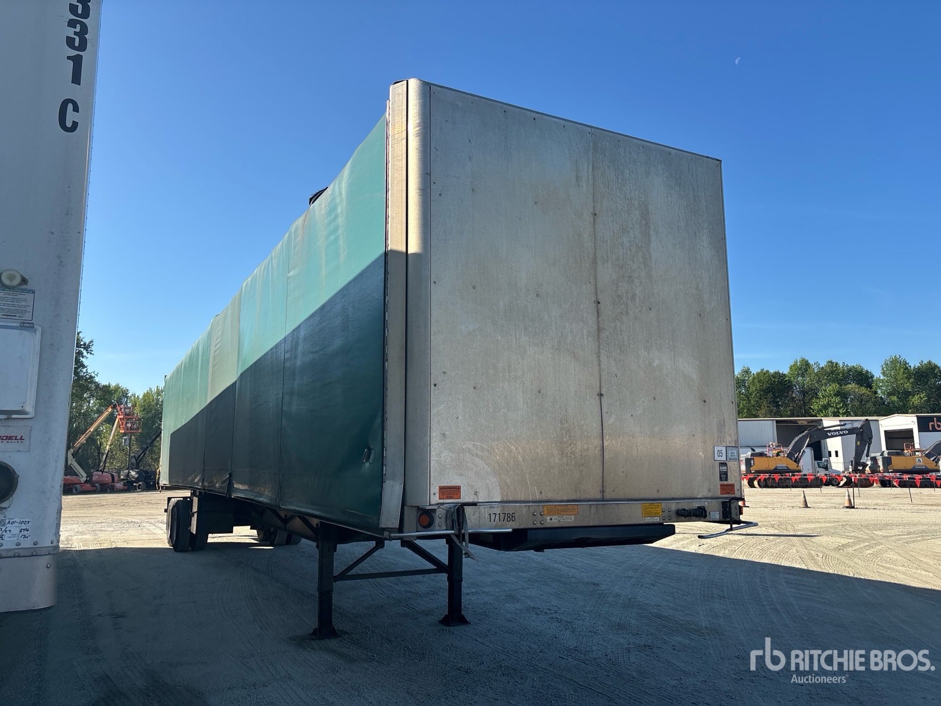 Aspect général with Image, coin avant droit