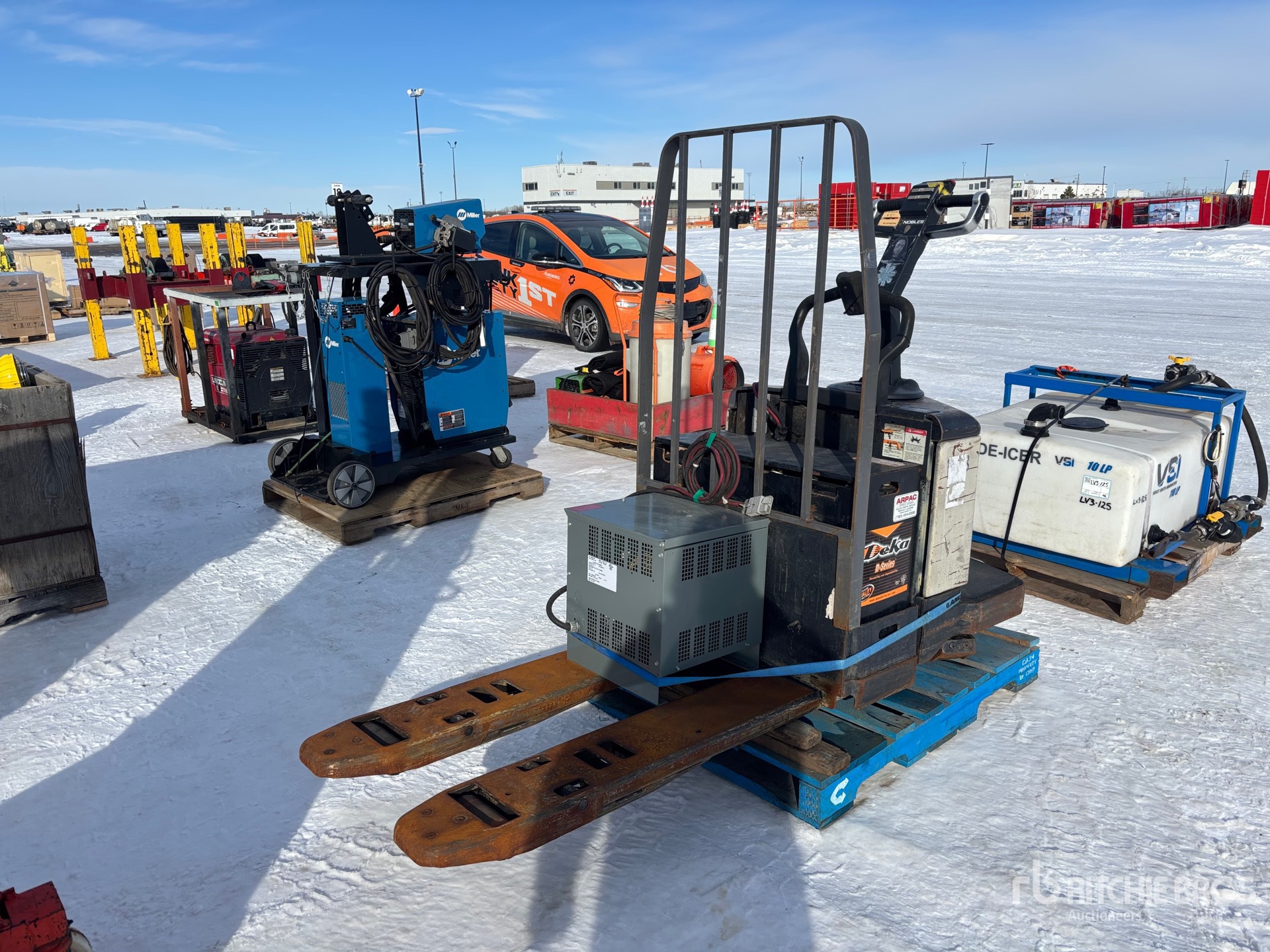 General Appearance with Imagen: esquina trasera derecha