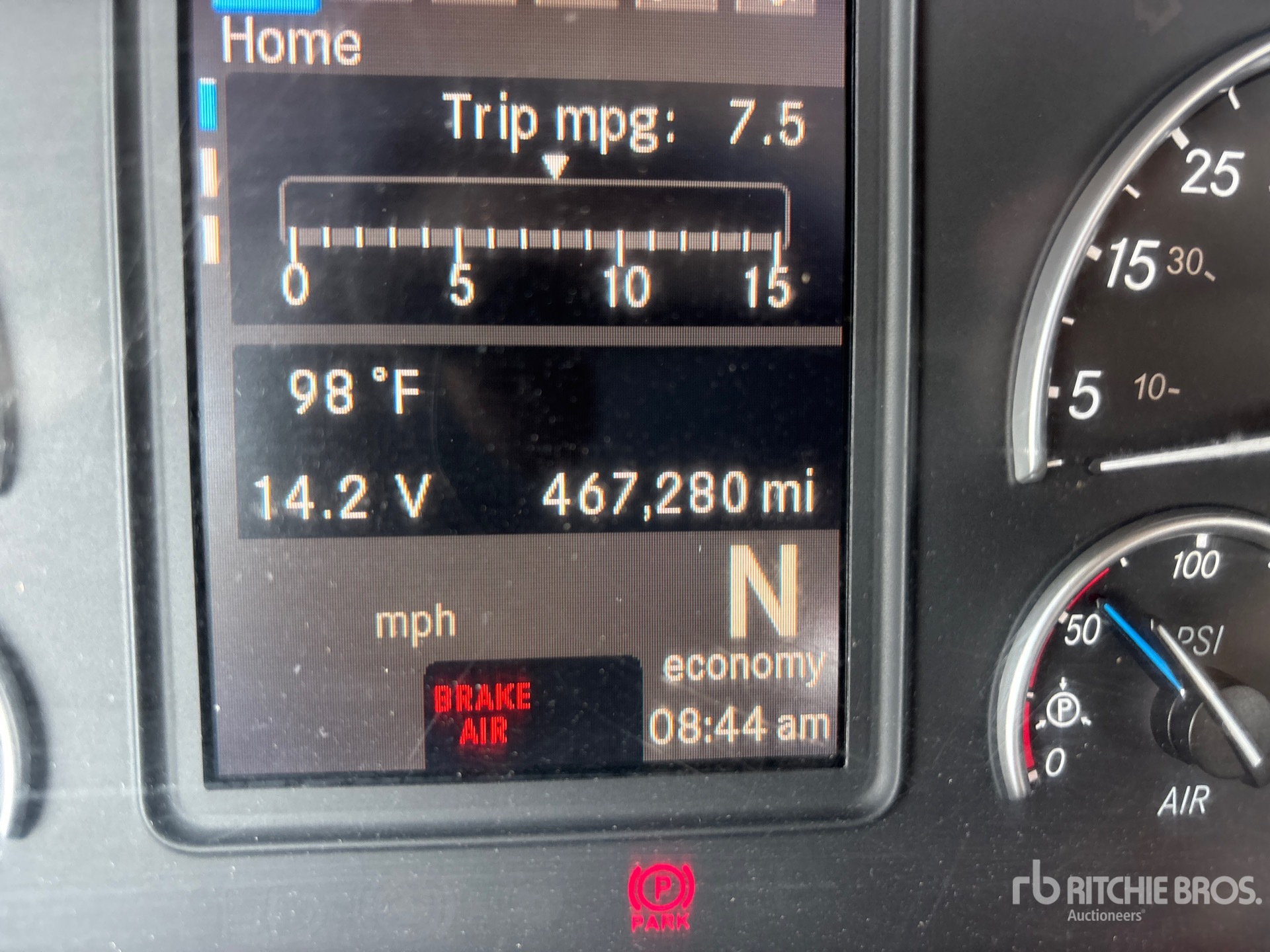 2018 Freightliner CASCADIA 126