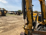 Hydraulics with Bucket Cylinder