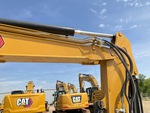 Hydraulics with Stick Cylinder