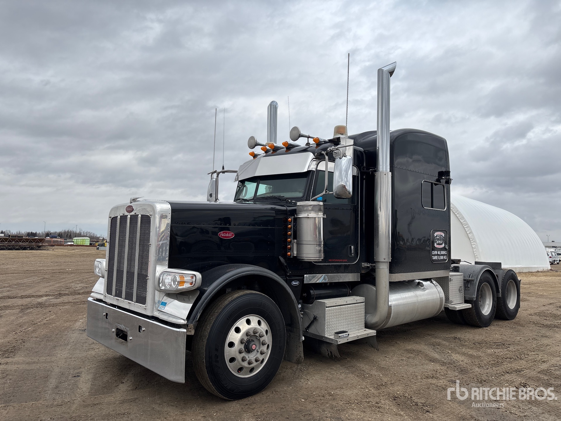 General Appearance with Picture, Left Front Corner