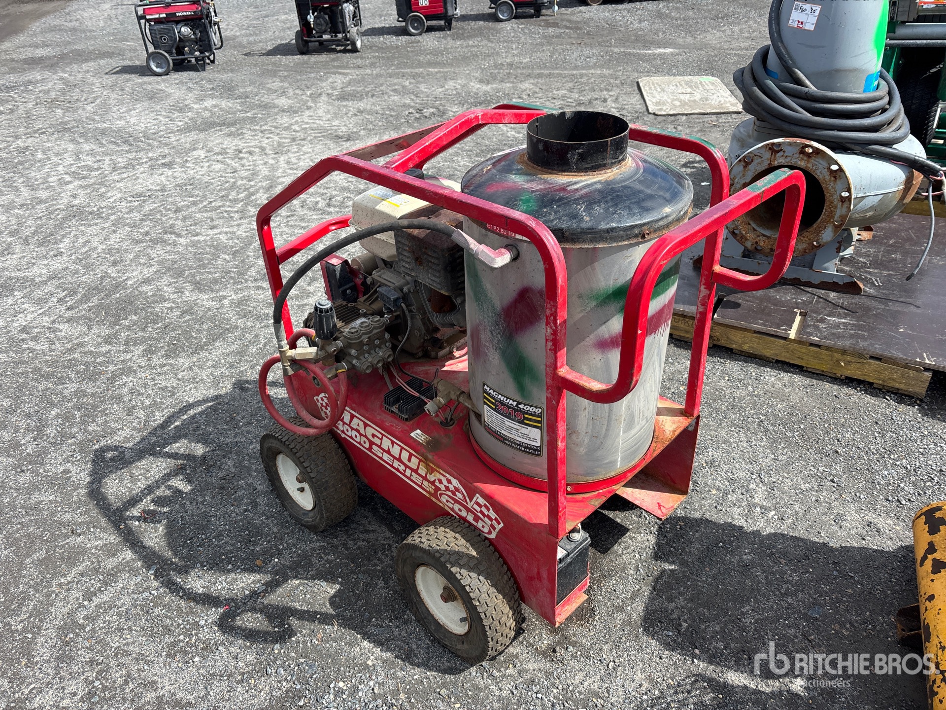 General Appearance with Bild, Ecke hinten links