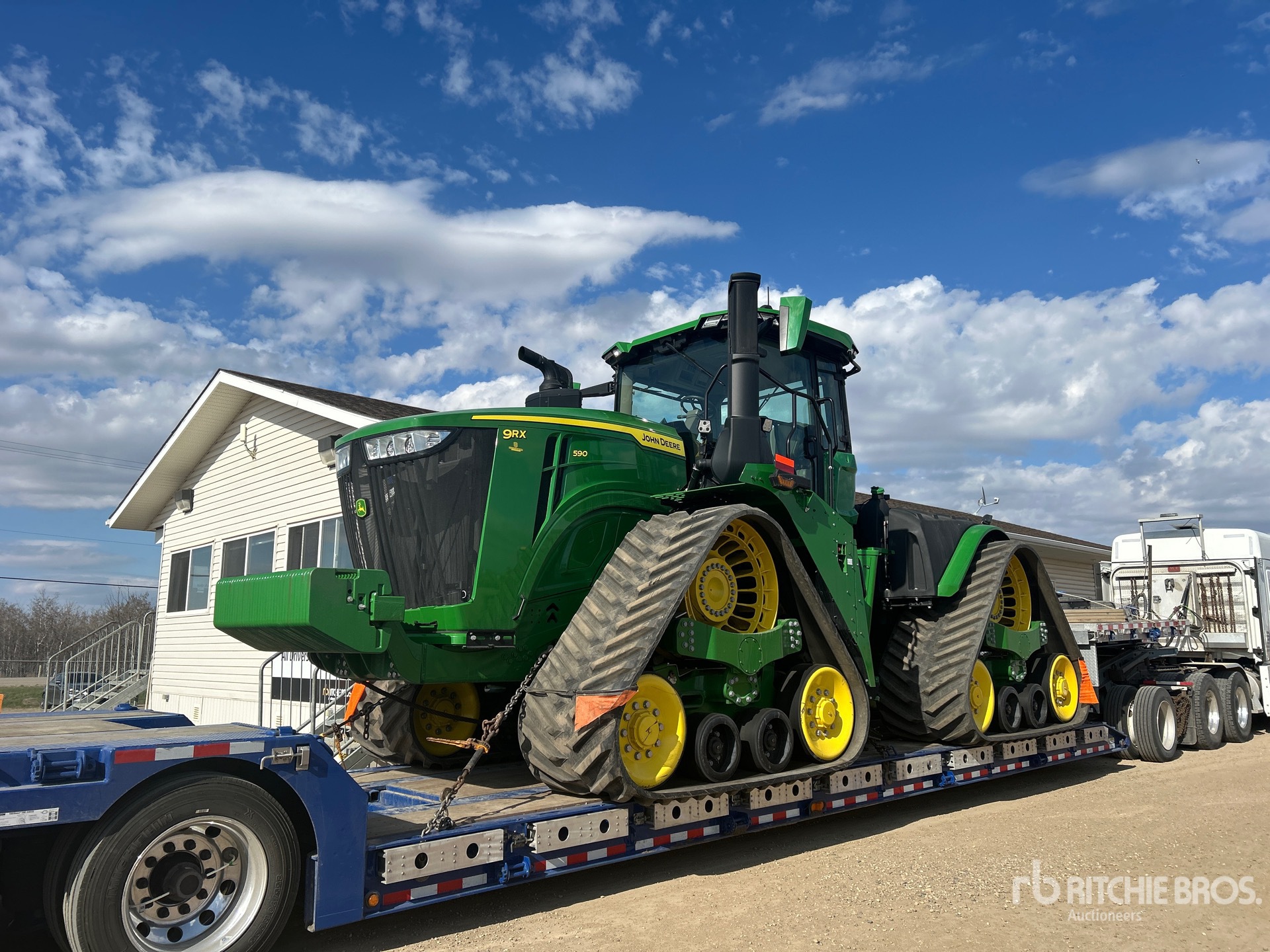 Photo of a 2024 John Deere 9RX 590