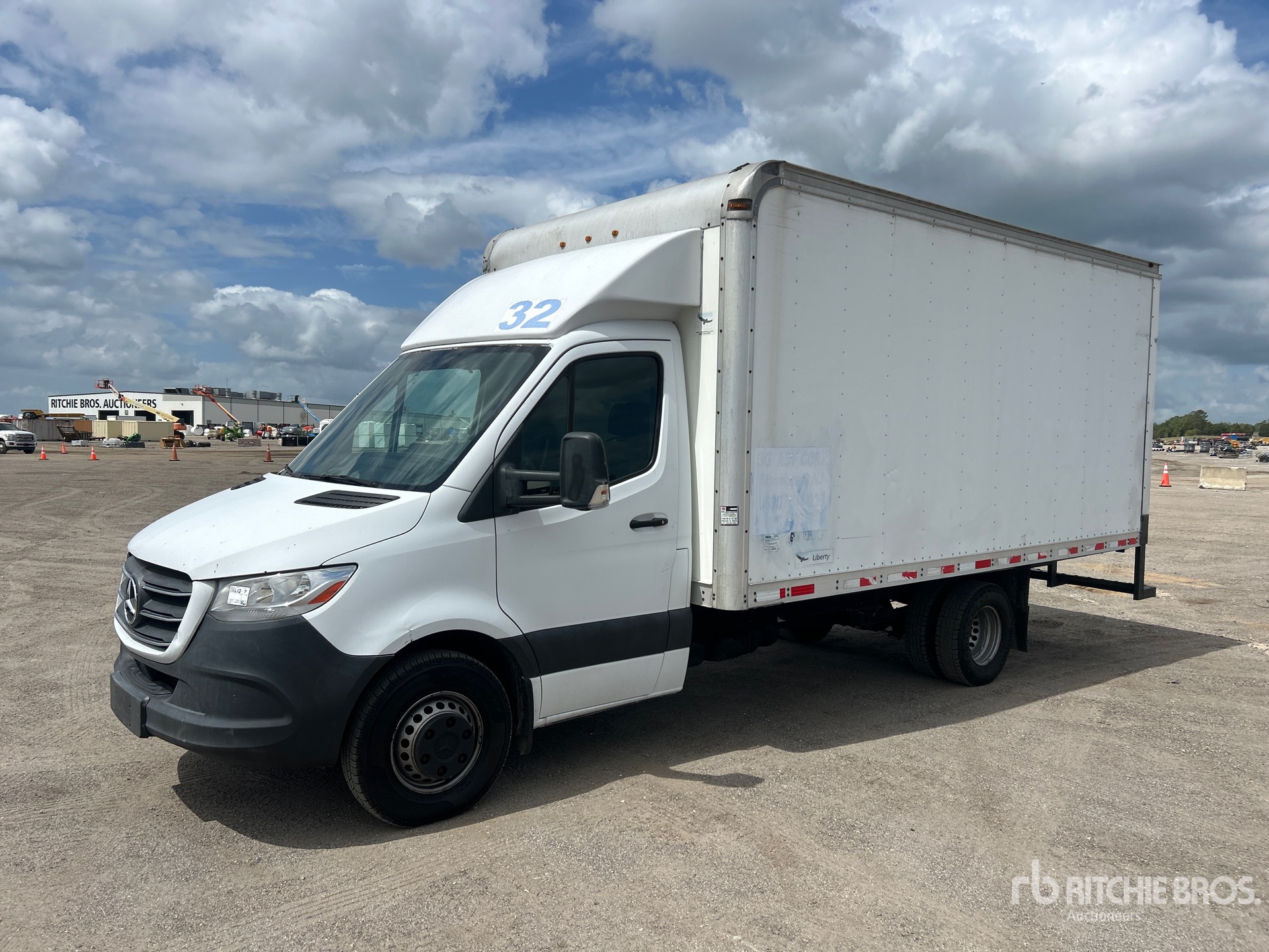 General Appearance with Spin