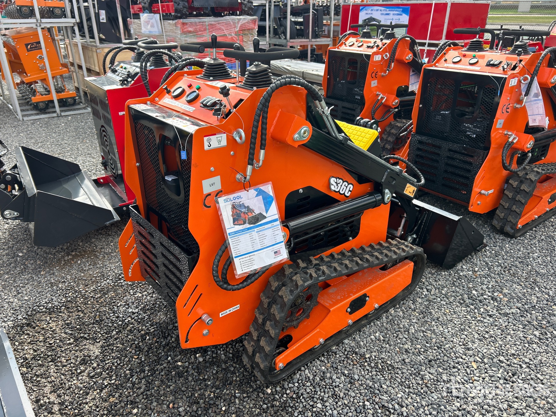 General Appearance with Bild, Ecke hinten rechts