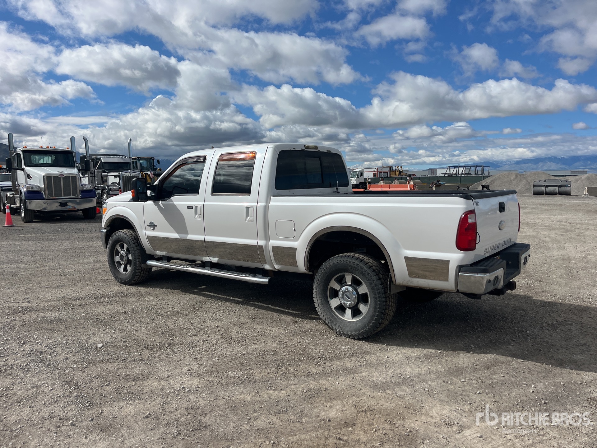 Aspect général with Image, coin arrière gauche