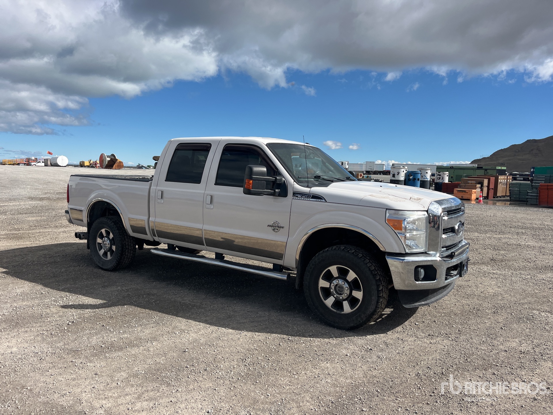 Aspect général with Image, coin avant droit