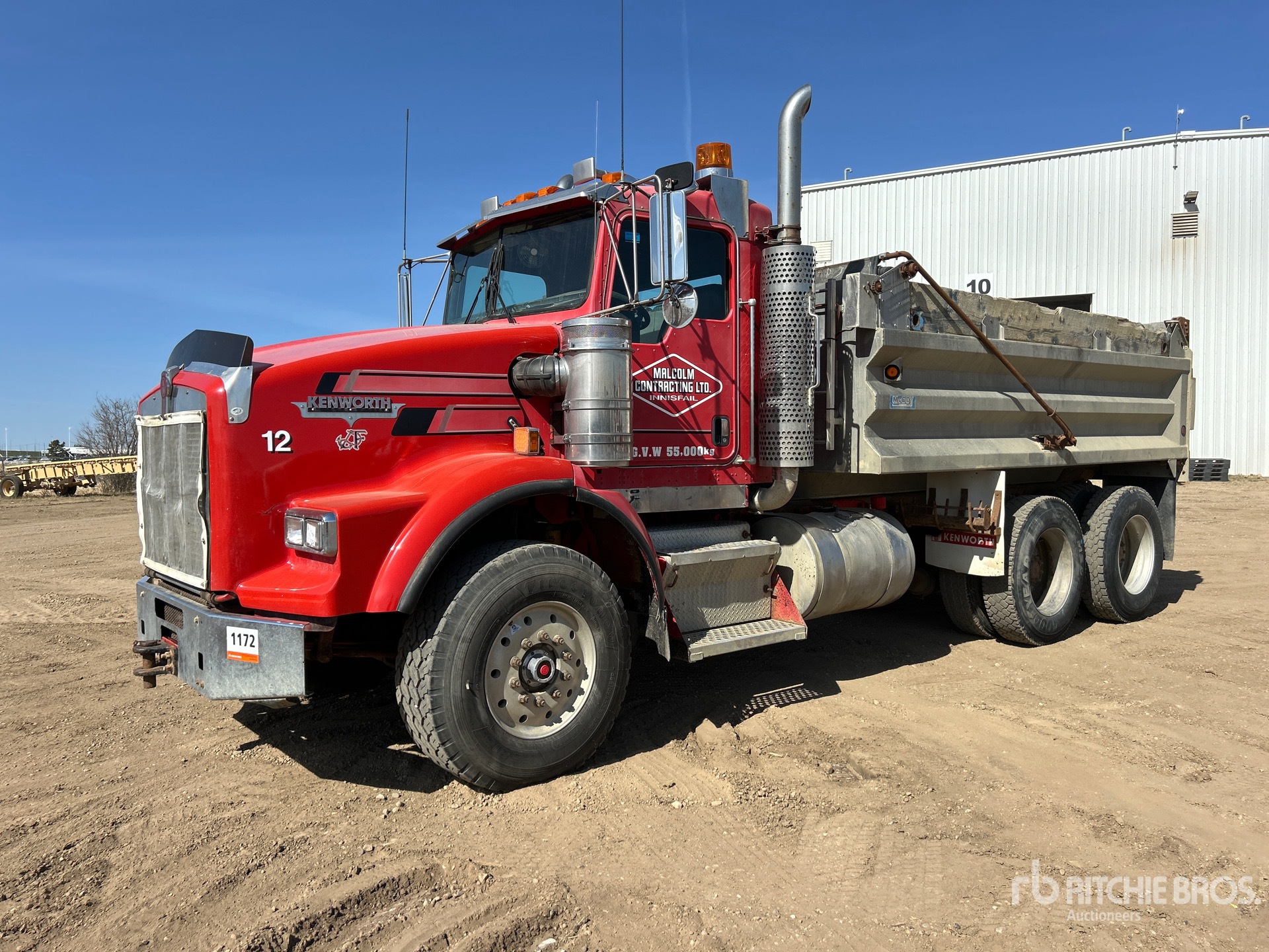 Photo of a 2005 Kenworth T800B