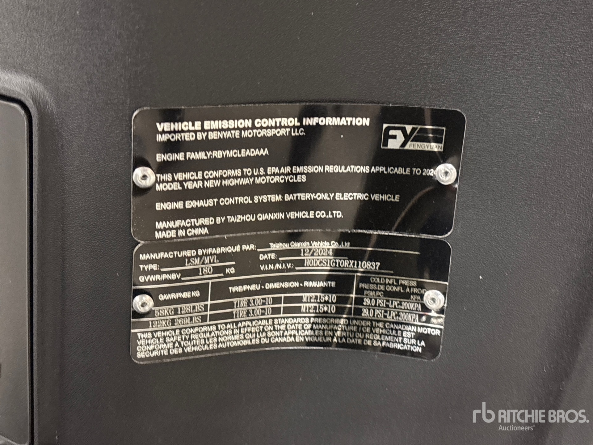 General Appearance with Numéro de série/Numéro d'identification du véhicule automobile