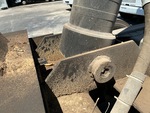 Underbody with Cylinder Pins and Bushings