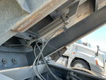 Configuration with Tailgate Latch