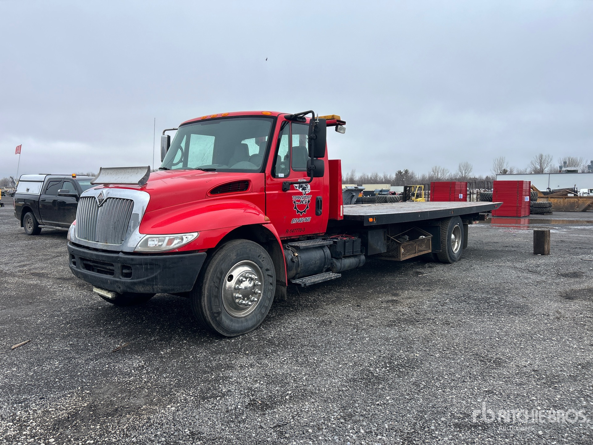 General Appearance with Picture, Left Front Corner