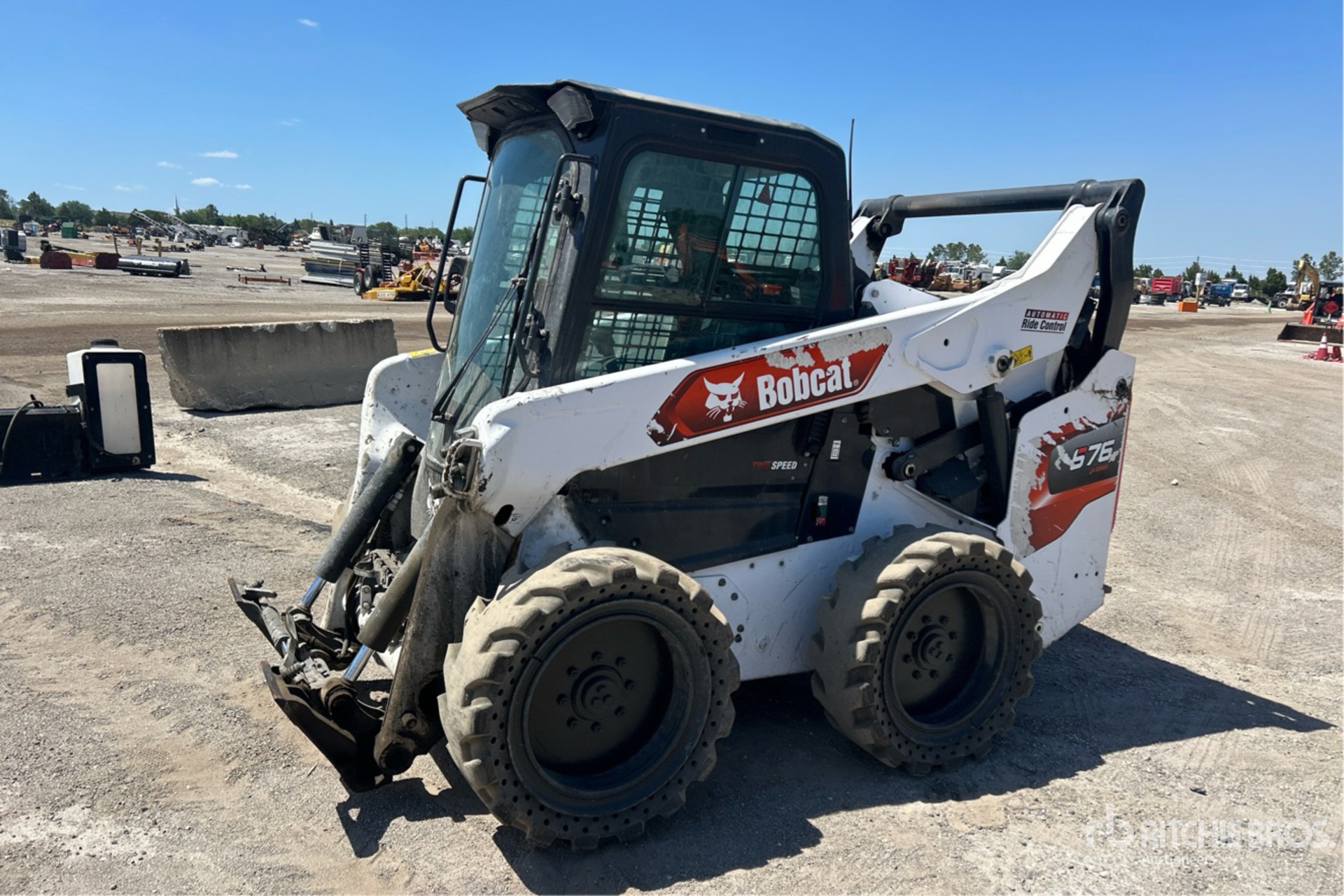 General Appearance with Picture, Left Front Corner