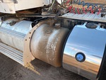 4 Underbody - Truck with Tanque hidráulico