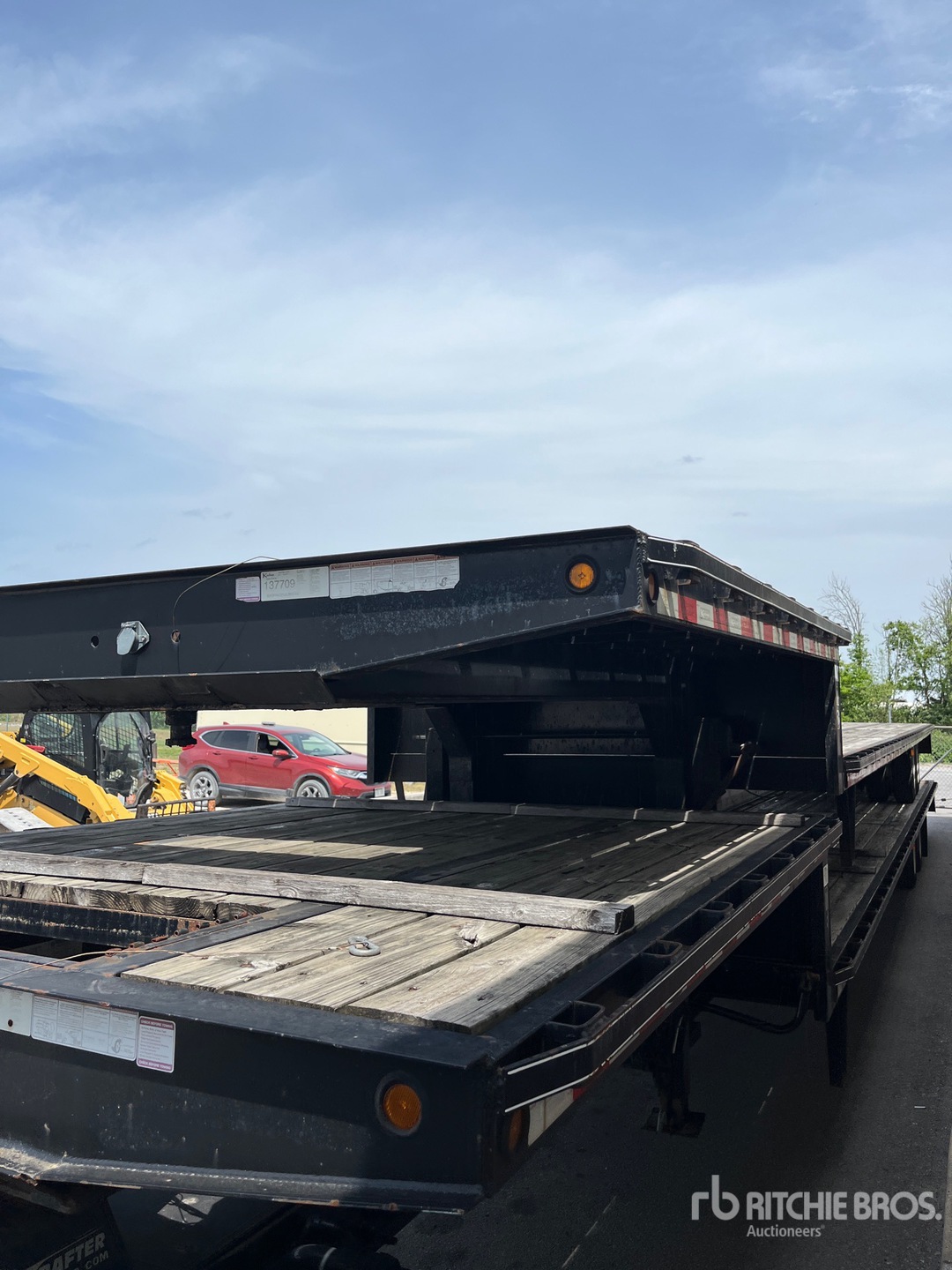 Photo of a 2018 Kaufman 29940 lb 52 ft T/A