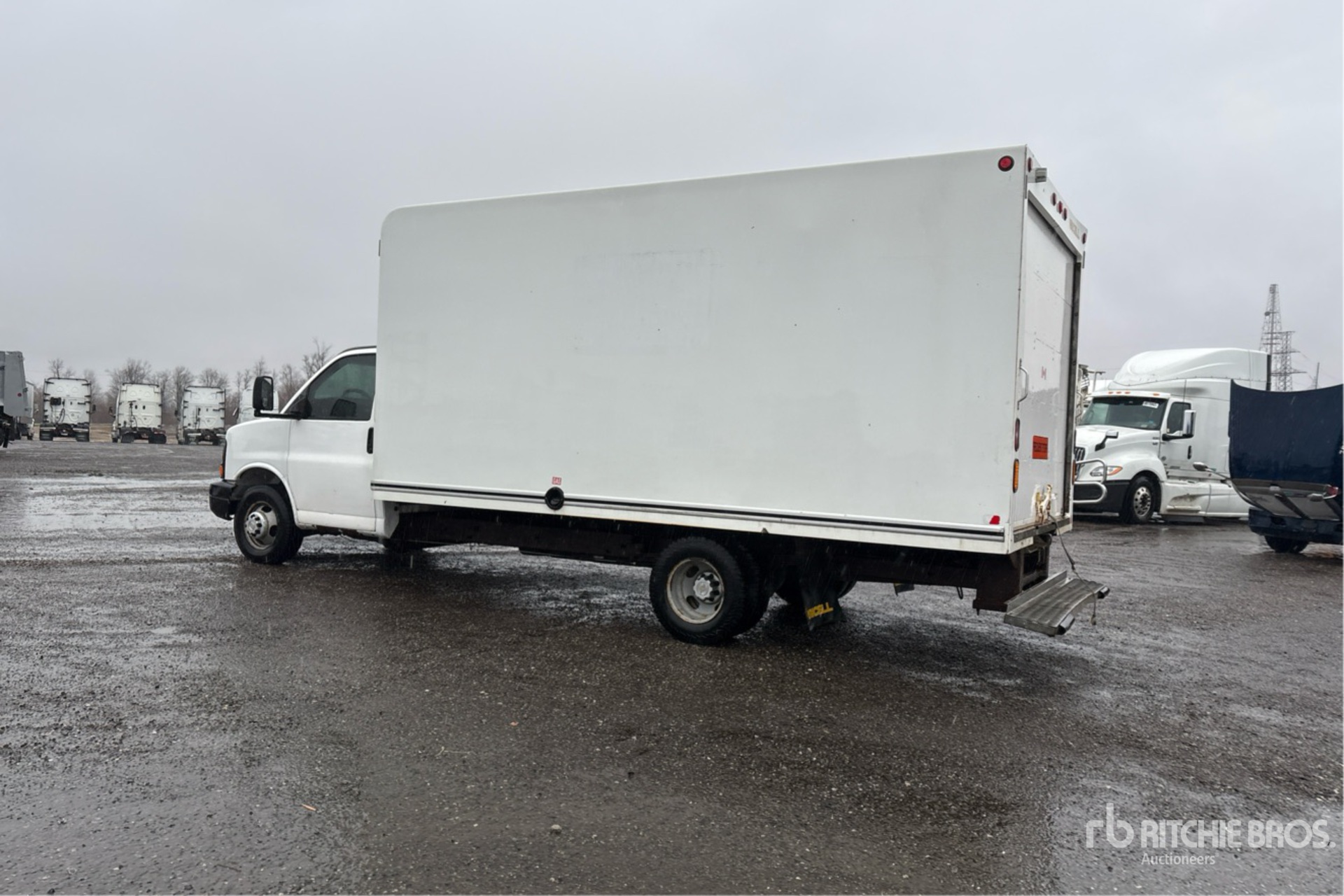 General Appearance with Picture, Left Rear Corner