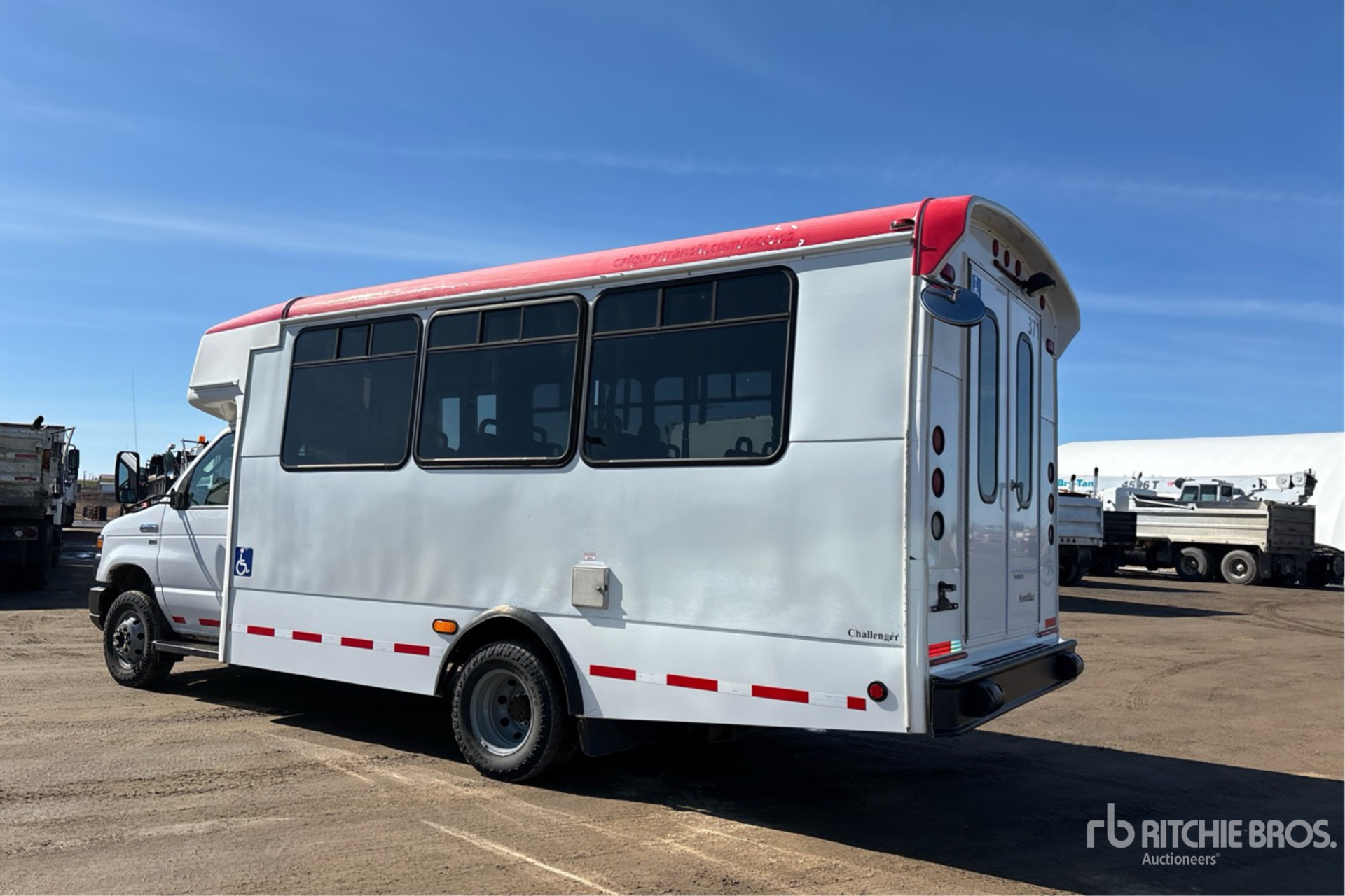 General Appearance with Imagen: esquina trasera izquierda