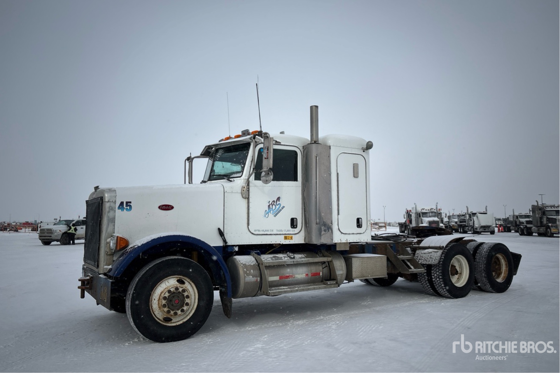 General Appearance with Picture, Left Front Corner