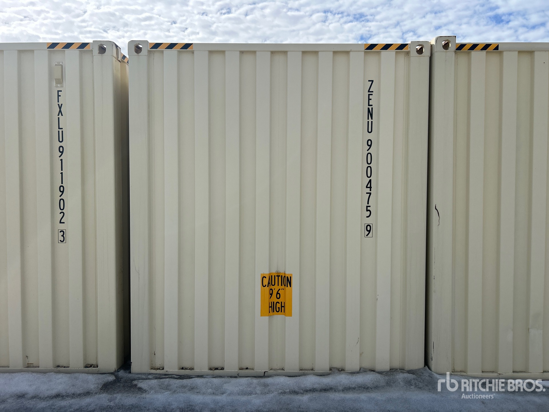 Aspect général with Image, coin arrière gauche