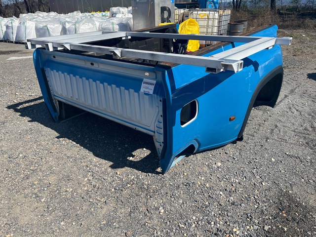 Chevrolet Silverado 3500HD 8 ft Pickup Truck Bed