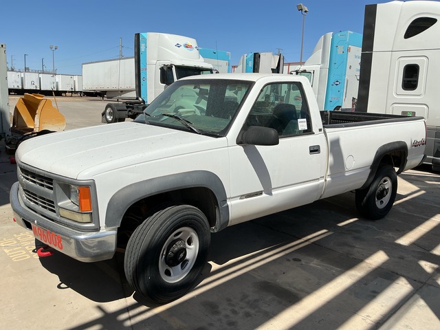 1997 Chevrolet Silverado 2500 4x4 Pickup (Inoperable)