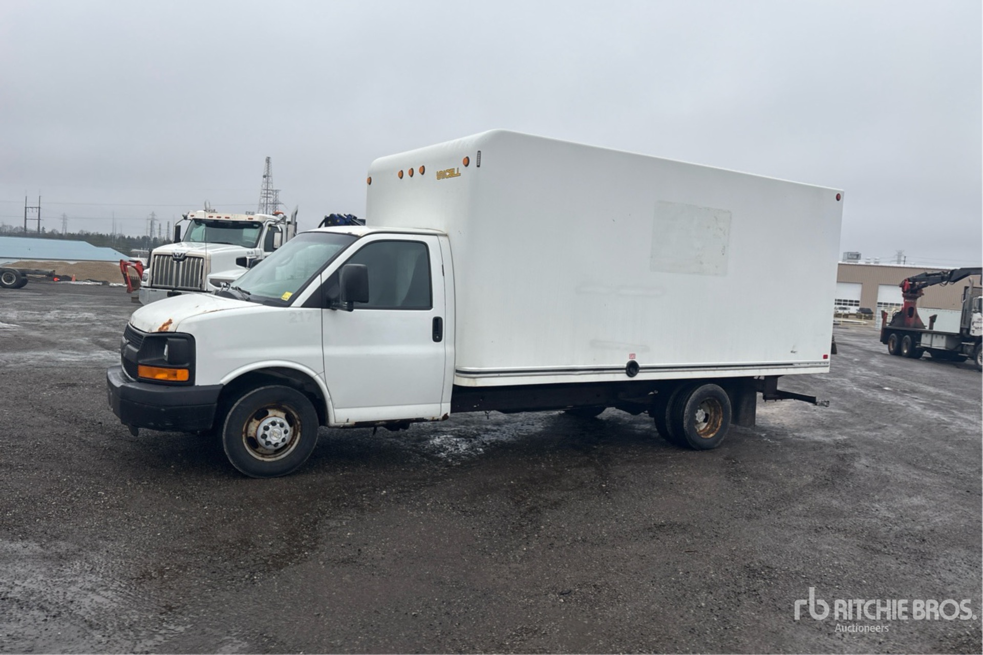 General Appearance with Picture, Left Front Corner