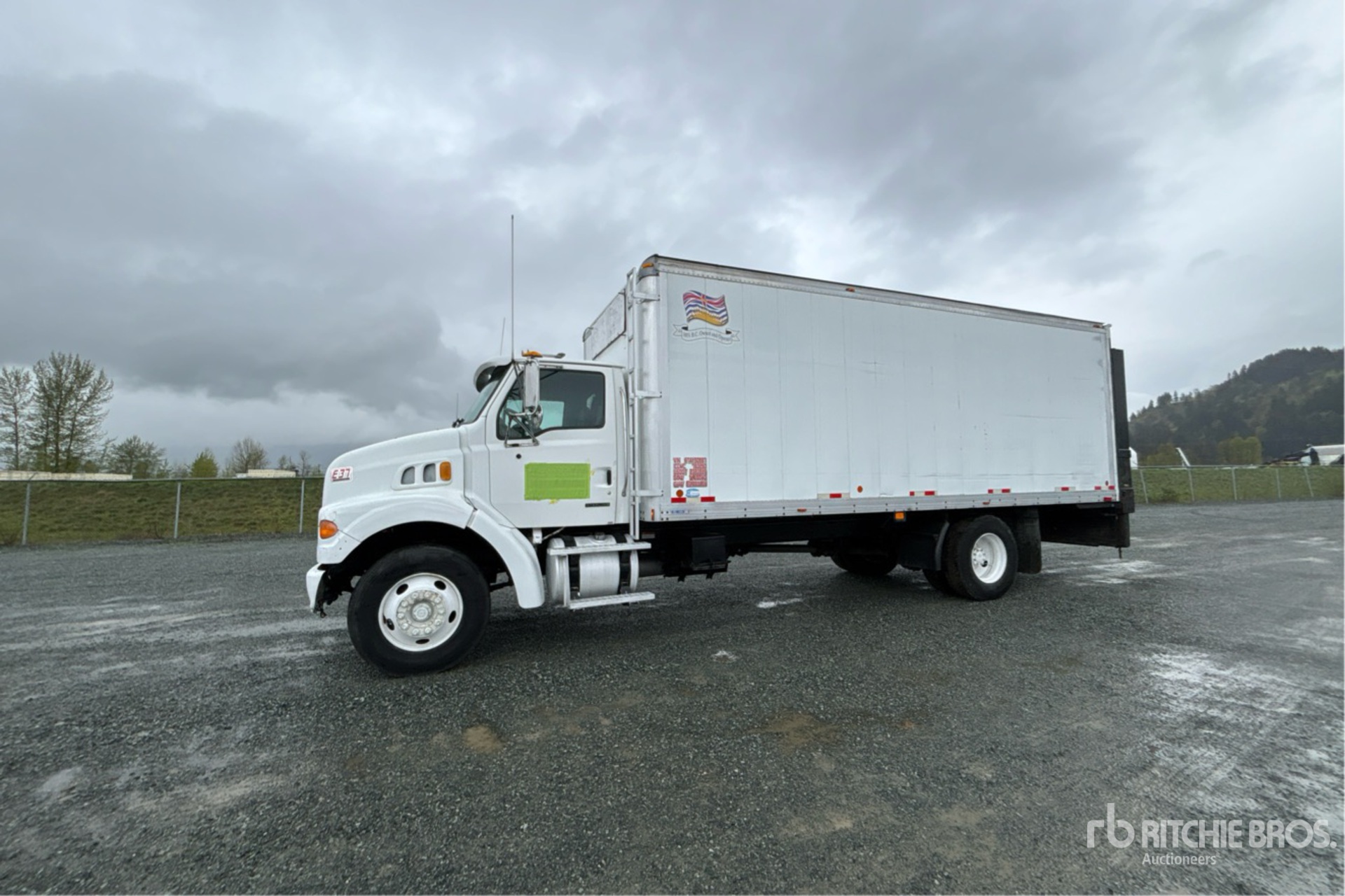 General Appearance with Image, coin avant gauche