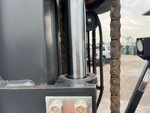 Hydraulics with Mast Lift Cylinders