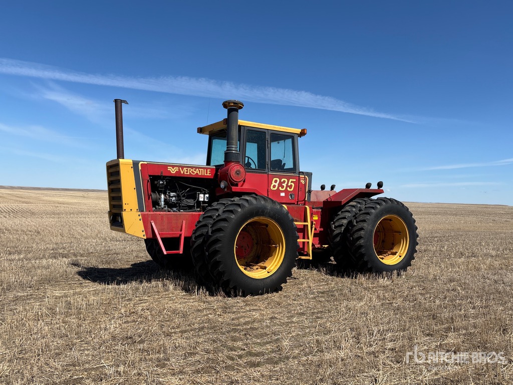 1983 Versatile 835 Articulated 4WD Tractor | Ritchie Bros. Auctioneers