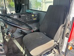 Cab with Seats/armrests