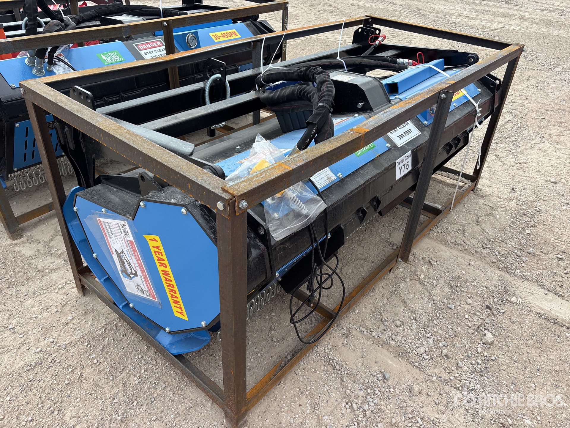 General Appearance with Bild, Ecke hinten links