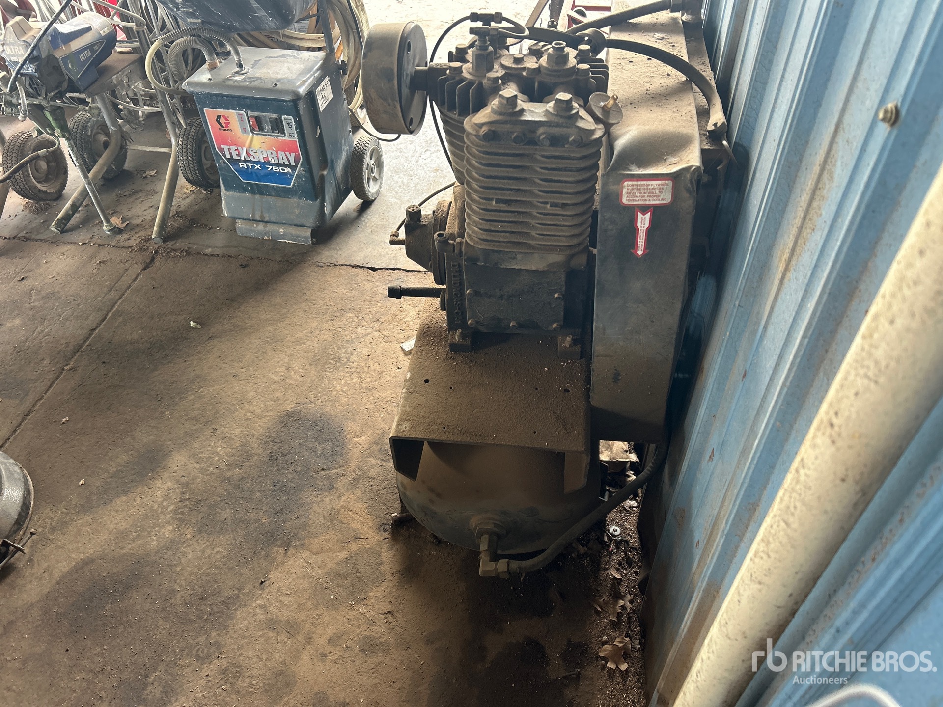 General Appearance with Imagen: esquina trasera derecha