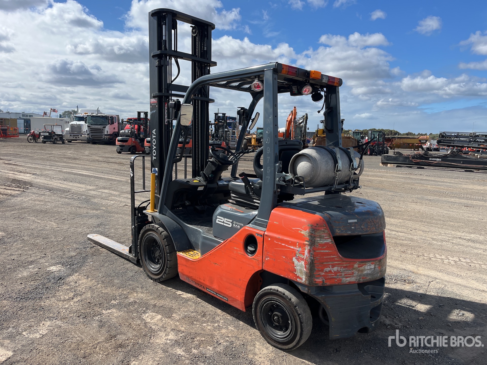 General Appearance with Picture, Left Rear Corner