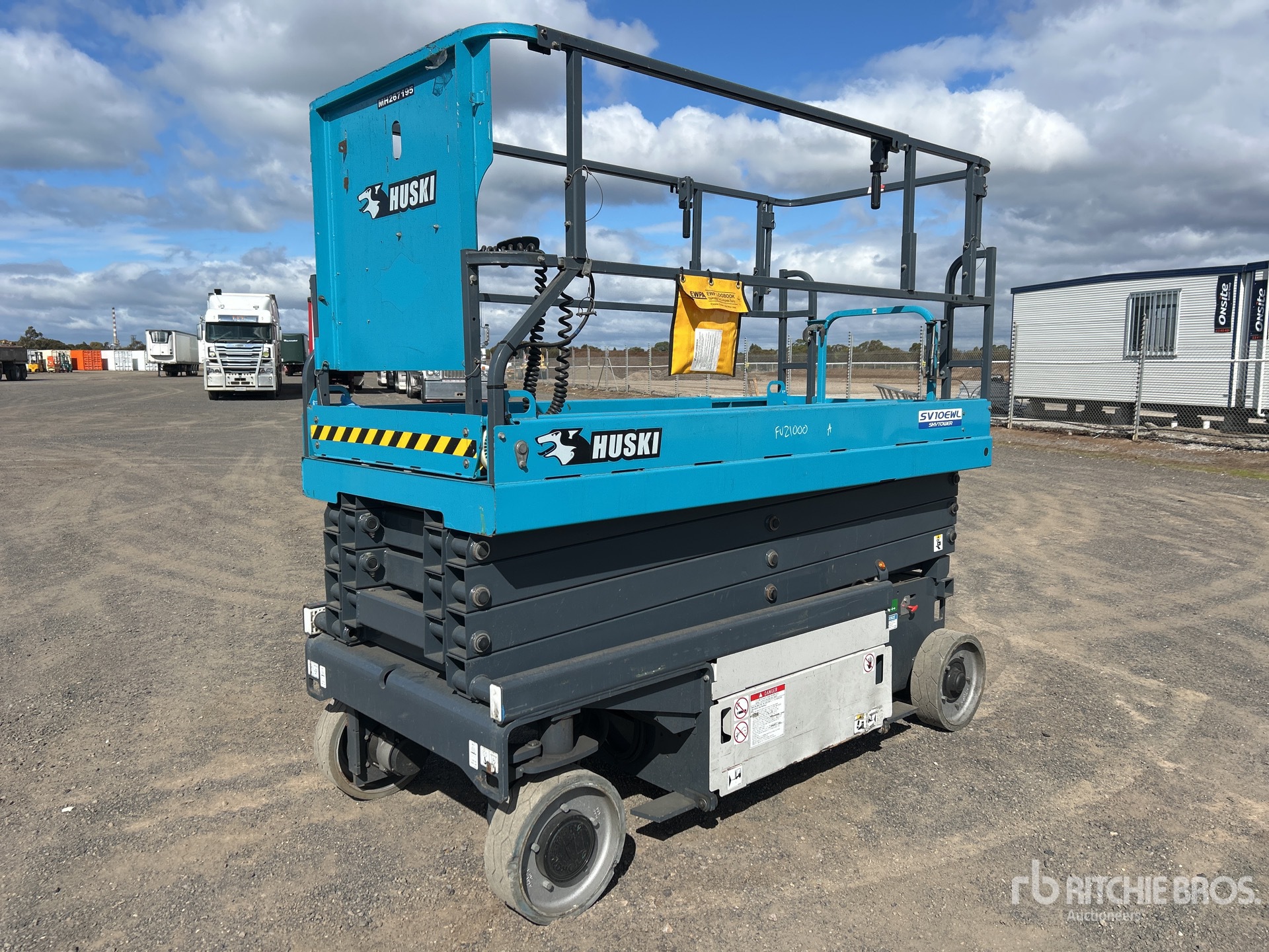 General Appearance with Picture, Left Front Corner