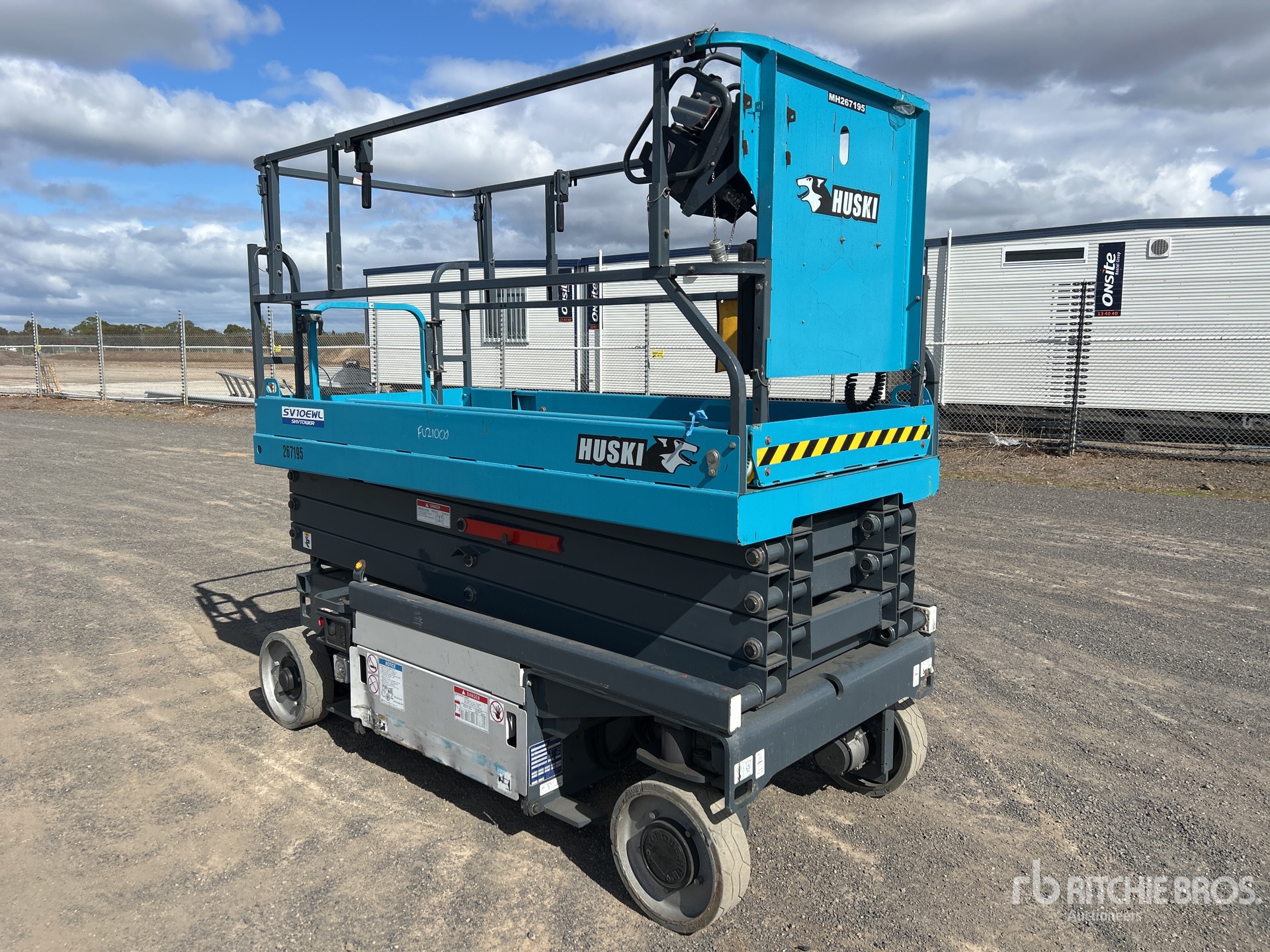 General Appearance with Picture, Right Front Corner