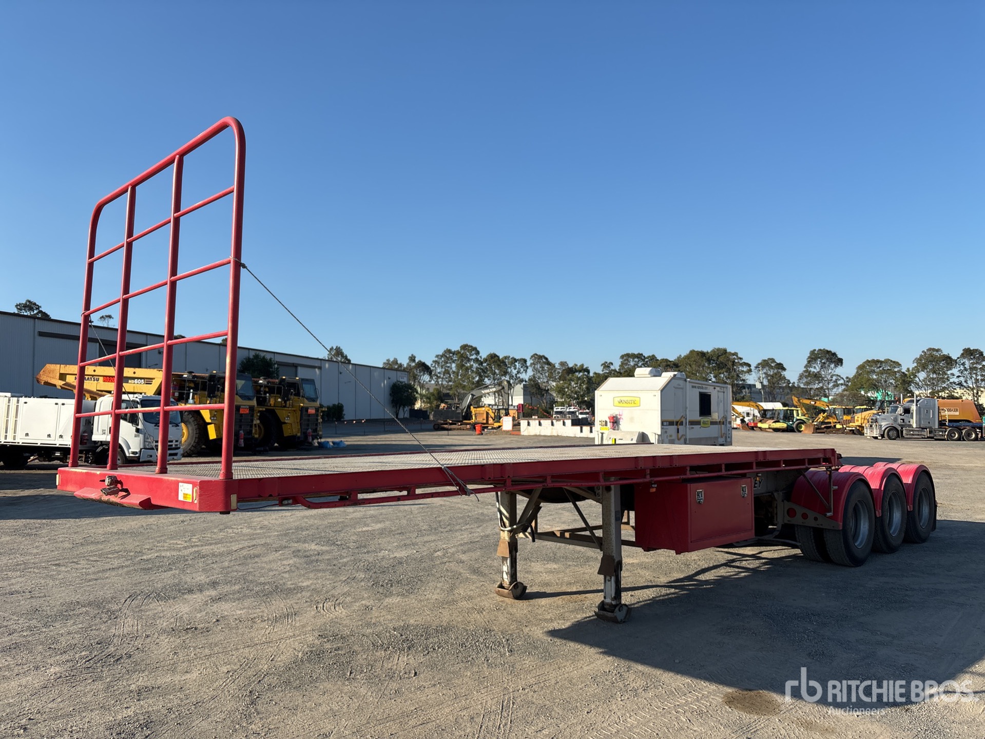 General Appearance with Foto, angolo anteriore destro